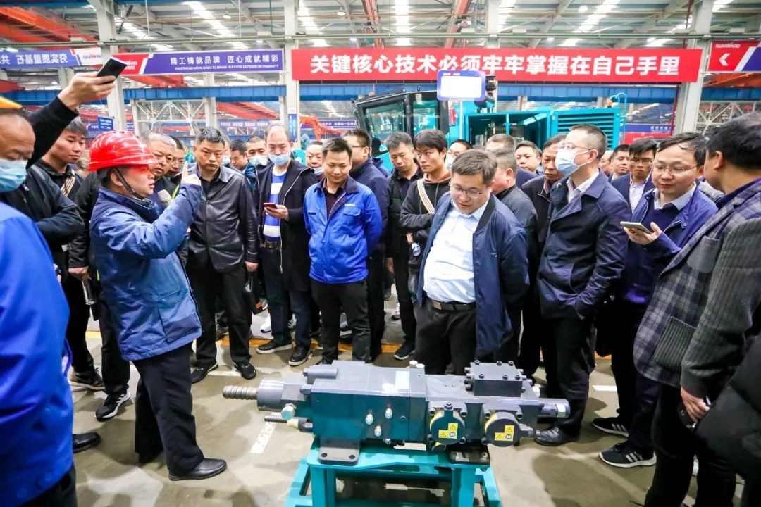 饕餮盛宴！恒峰g22智能?建华建材预制桩施工装备与手艺交流会盛大召开