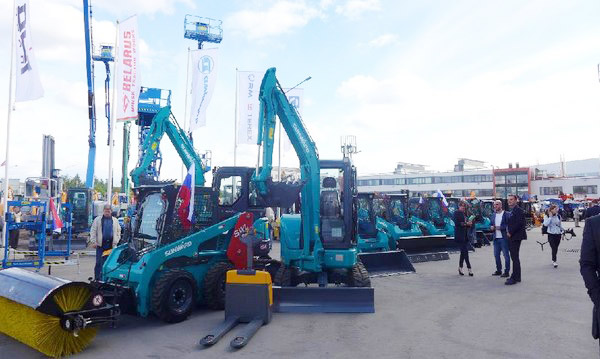 十年携手，，，，，，，恒峰g22智能莫斯科宝马CTT展产品推介会圆满举行