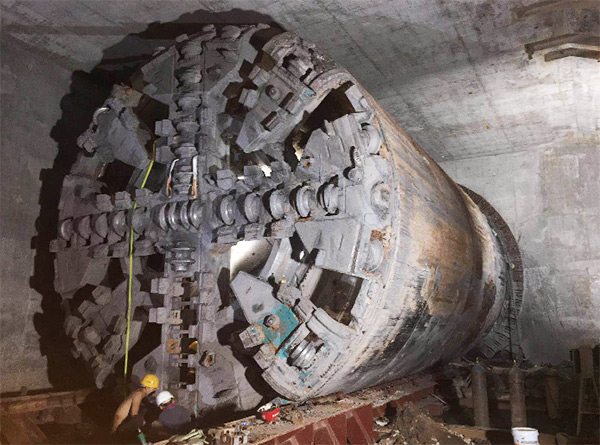 中铁恒峰g221号盾构机首个盾构区间顺遂意会