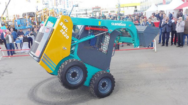 十年携手，，，，，，，恒峰g22智能莫斯科宝马CTT展产品推介会圆满举行