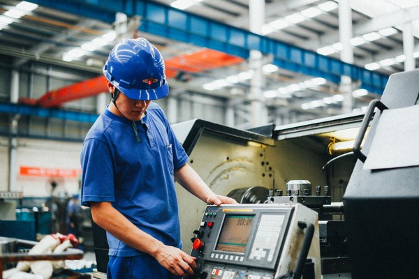 曾梦想当厨师，，，却成数控车工巨匠