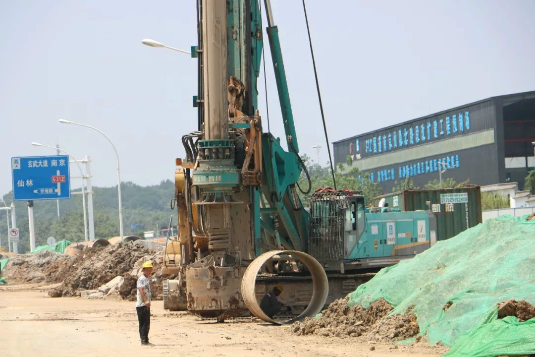 强悍体现赢青睐！恒峰g22智能360H旋挖钻助力南京312国道改扩建