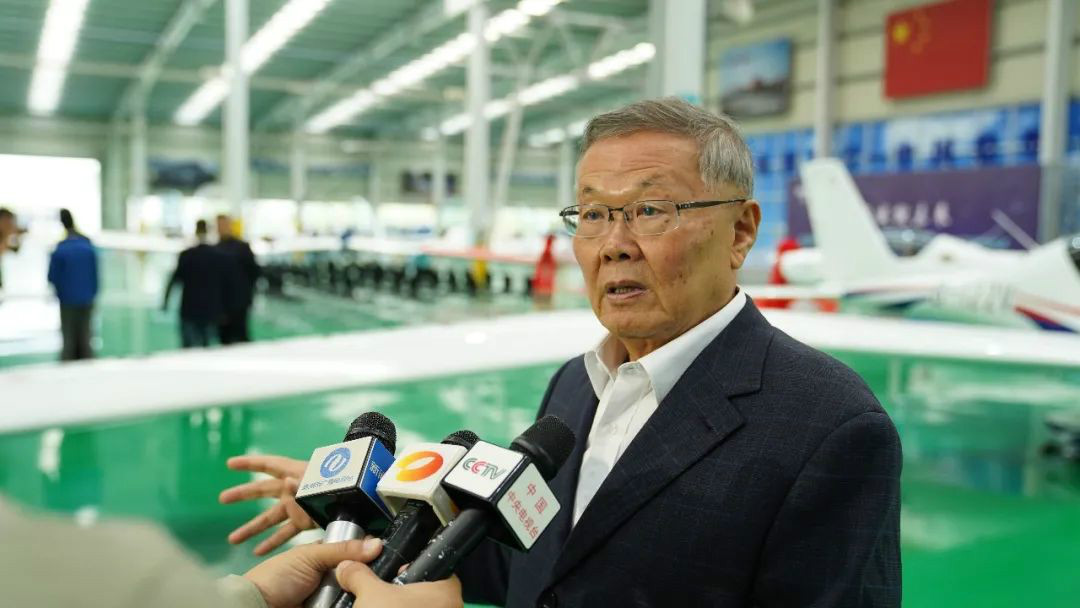 跨上新征程，，，，，，，谱写恒峰g22航空工业新篇章 ——恒峰g22科技第99、100架SA60L(阿若拉)飞机正式下线