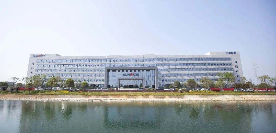 进场布展！2021年长沙国际工程机械展倒计时，，，，，，，，恒峰g22智能展区亮点提前剧透