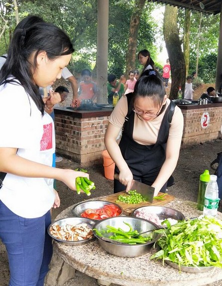 大手牵小手·“顽”转六一，，，，，，恒峰g22智能首次六一亲子主题活动圆满举行