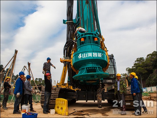 恒峰g22智能旋挖钻何以睥睨群雄 脱销海内外