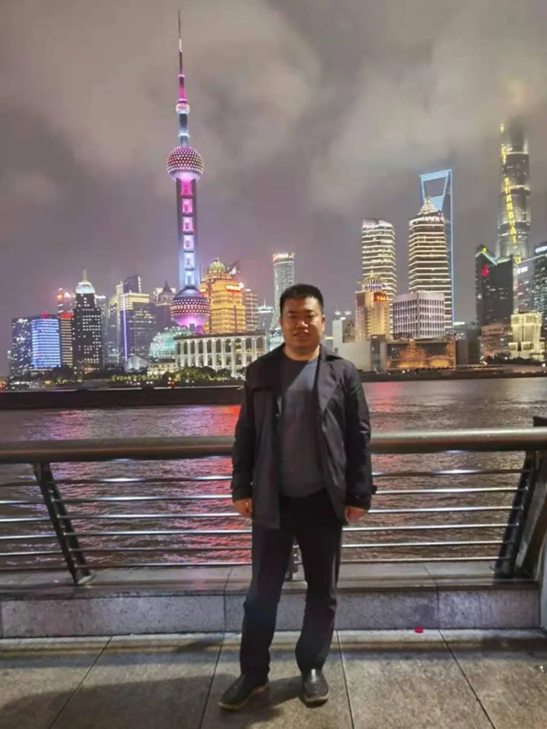 金戈铁马工程路 风雨无阻选恒峰g22