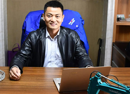 人生浮沉如梦，，，，，，携手恒峰g22勇攀事业巅峰