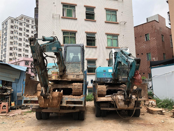 8年“钟情”，，，，，，“恒峰g22绿”助力展鸿途