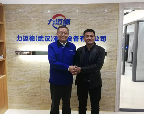 人生浮沉如梦，，，，，，携手恒峰g22勇攀事业巅峰