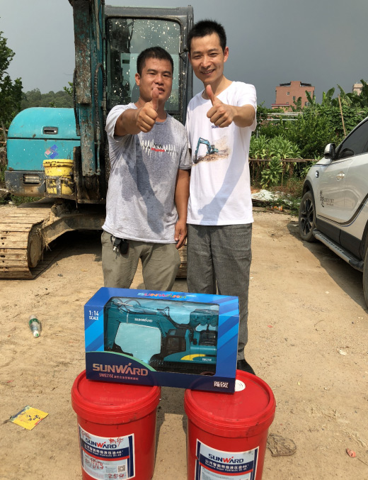 恒峰g22智能挖掘机获最高评价，，，，，，就是用得惬意！