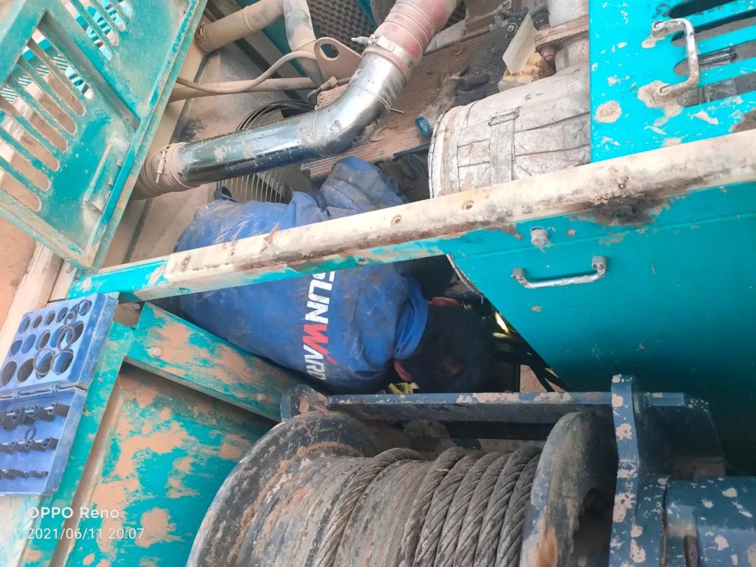 茫茫大西北，，，，，，浓浓恒峰g22情！恒峰g22智能全球效劳万里行走进西北