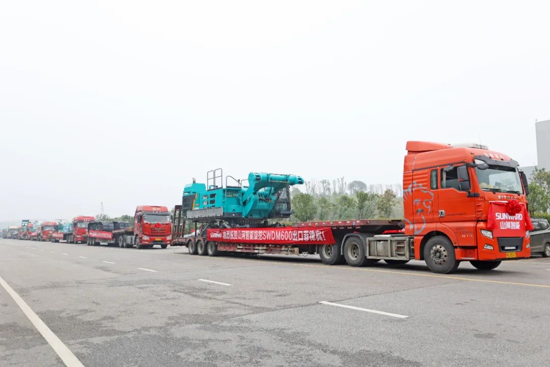 恒峰g22智能最大旋挖钻机出口菲律宾，，，，，开启拓展外洋市场新篇章