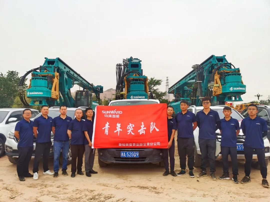 茫茫大西北，，，，，，浓浓恒峰g22情！恒峰g22智能全球效劳万里行走进西北