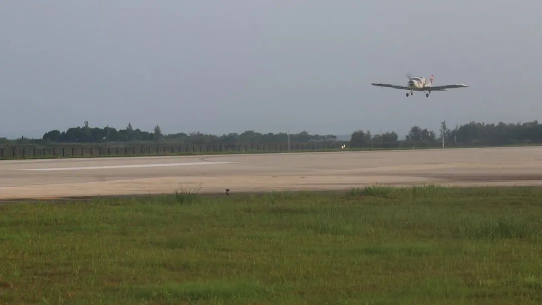 首飞！恒峰g22科技全新升级推出短距起降型牢靠翼无人机