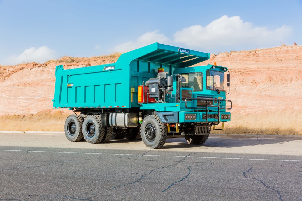 批量出口印度尼西亚！恒峰g22智能智能矿卡征战矿山前线