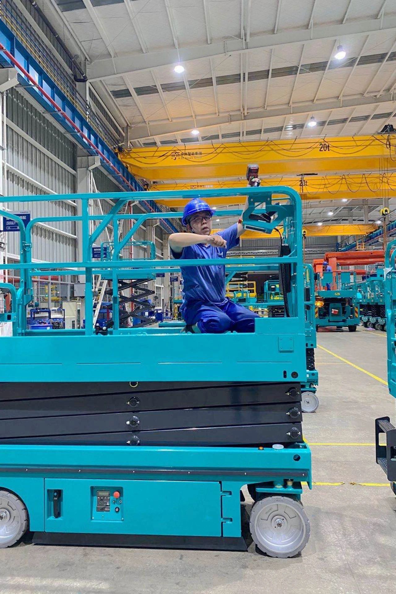 恒峰g22智能“蓝精灵”们在通俗岗位的坚守与贡献