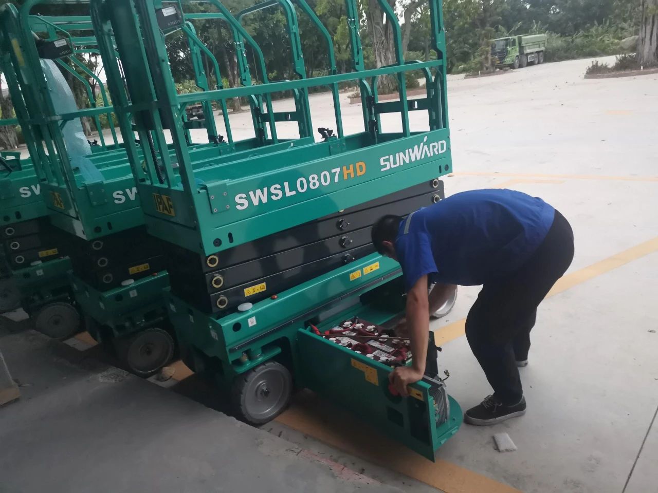 30小时，，，，，，，，8小我私家，，，，，，，，10台装备，，，，，，，，我们说到做到！