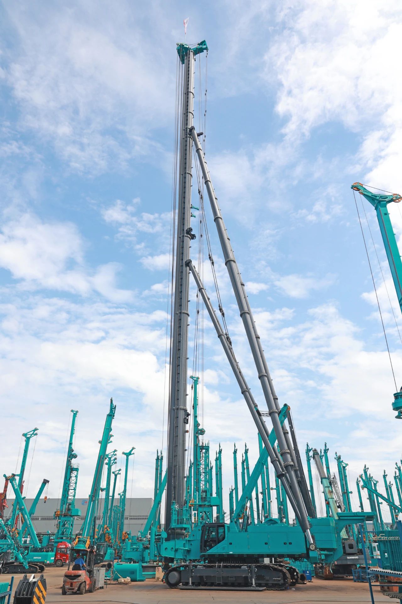 新品来了！看恒峰g22智能超等桩架怎样⊙∪”操胜券