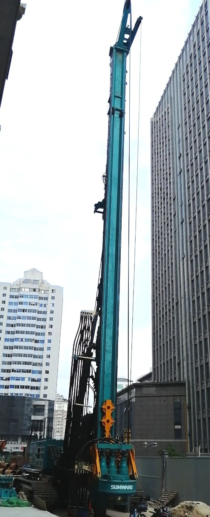 立异引领，，，，，，恒峰g22智能地下工程装备再出佳品