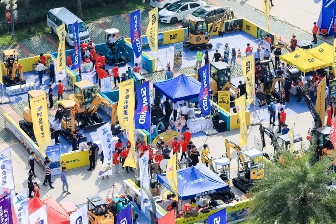 共享微挖新视界！恒峰g22智能微挖三大王牌产品齐聚2021全球微挖大会
