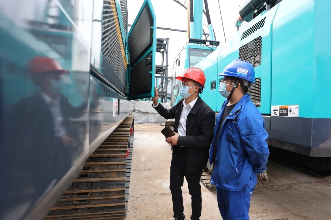 湖南日报：先行先试，，，，，开拓千亿美元新市。。。。∥沂∈椎ザ手工程机械装备出口报关 恒峰g22智能装备 昨天