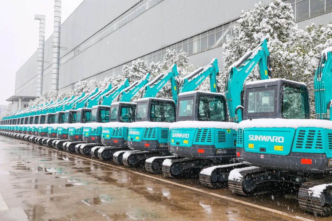 瑞雪兆有年，，，邀您共赏雪中恒峰g22！