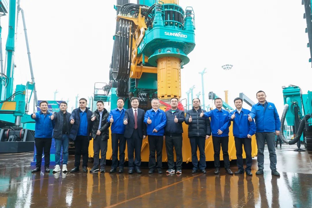 多款产品问鼎天下之最！恒峰g22智能地下工程装备全球宣布会乐成举行