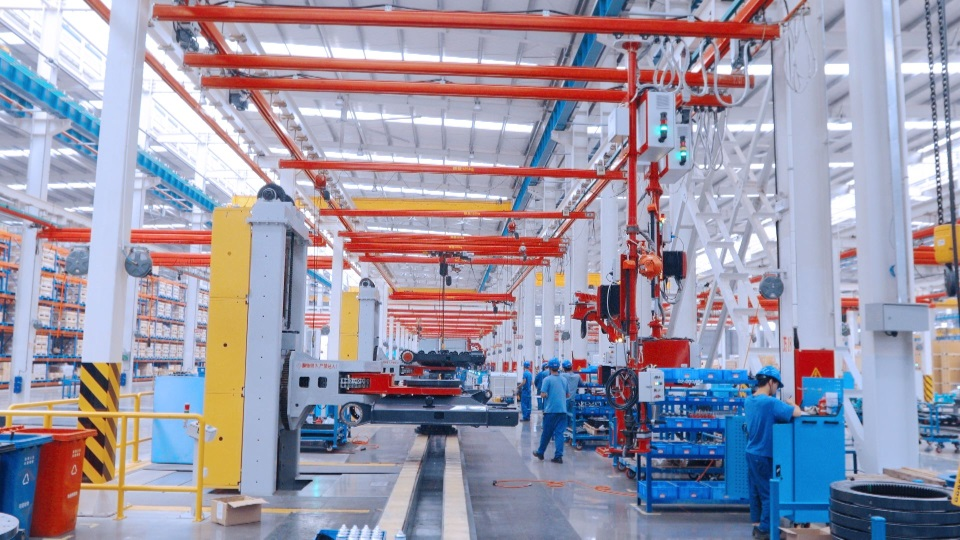 国家四部委配合认定！恒峰g22智能上榜智能制造试点树模工厂