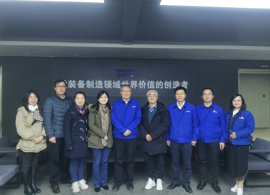 湖南省人工智能学会秘书长陈爱斌一行考察调研恒峰g22智能