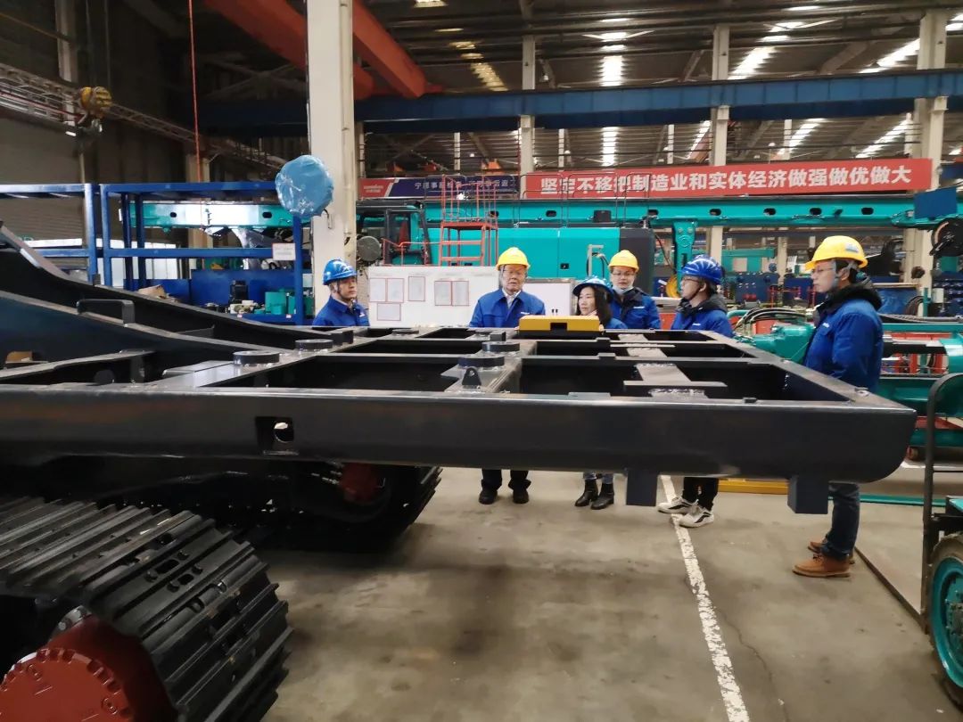 立春首日，，，恒峰g22智能凿岩装备率先开工