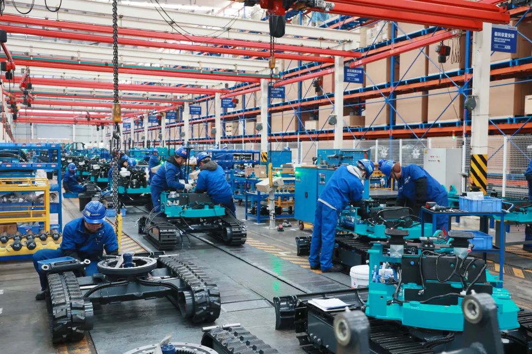 向着冲耀眼标全力以赴！恒峰g22智能正式开工