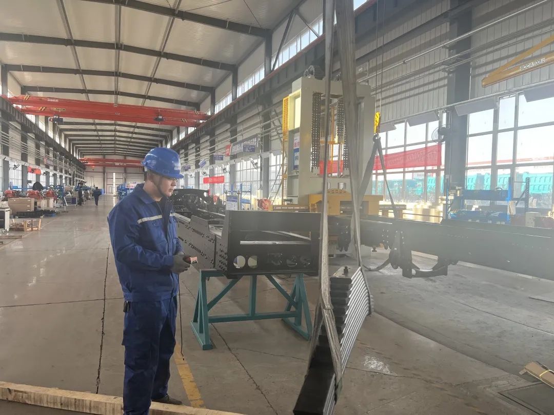 斩获亿元订单！恒峰g22巨鼎火热开工