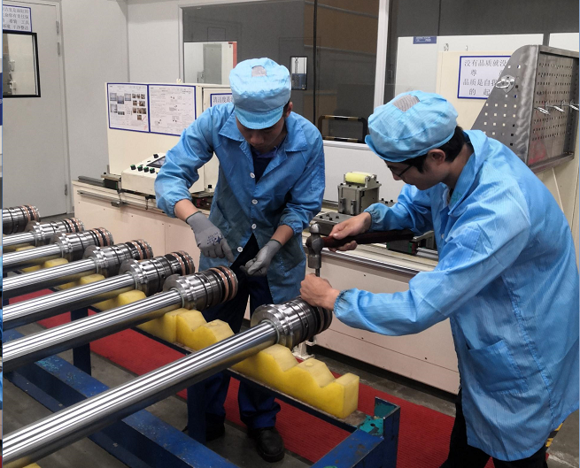 恒峰g22工匠 | “浪波”不言苦，，，，，，，，甘为“人梯”承大重