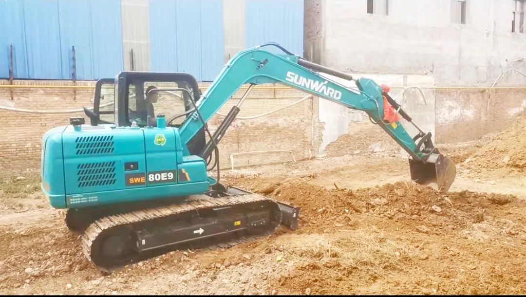 创富故事 | 买它！恒峰g22智能俘获“国产挖掘机喜欢者”的心