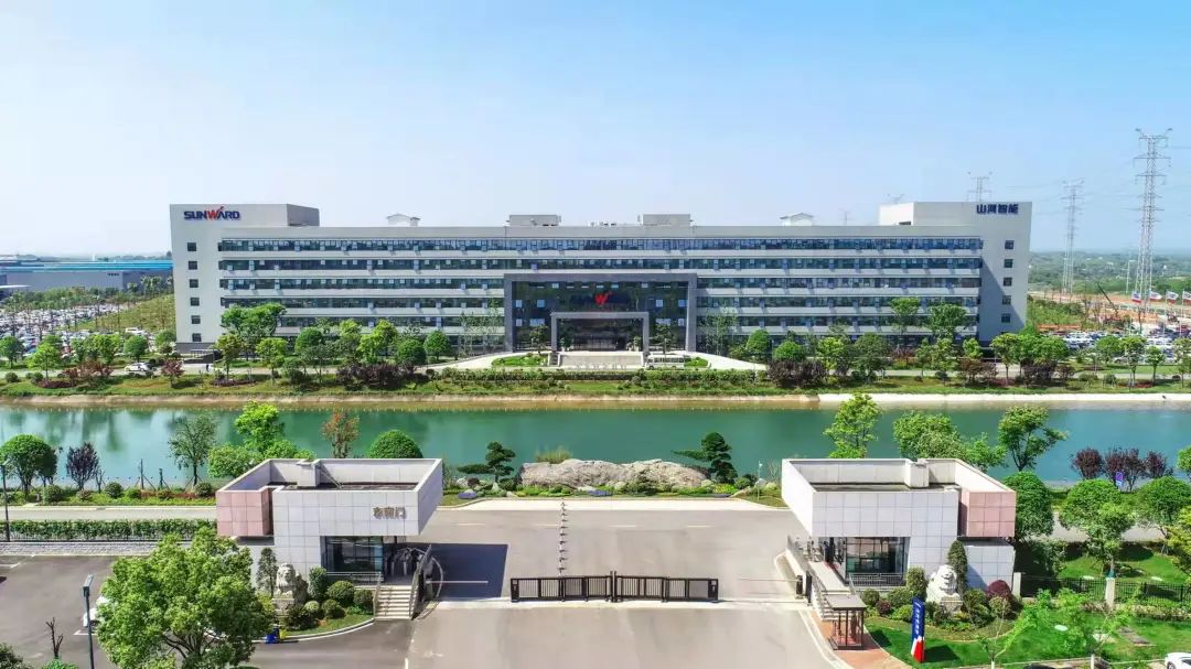 立异驱动，，，，，数字赋能！恒峰g22智能入选中国智能制造50强