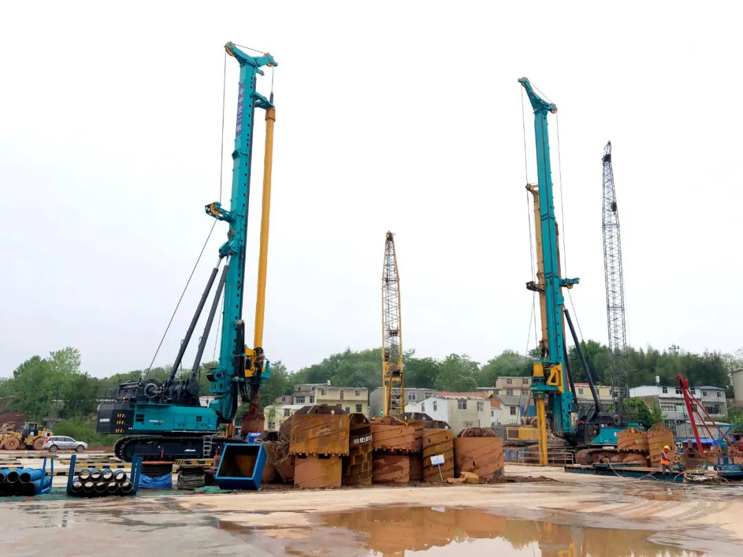 再啃“硬骨头”！恒峰g22智能“超等桩备”助建燕矶长江大桥