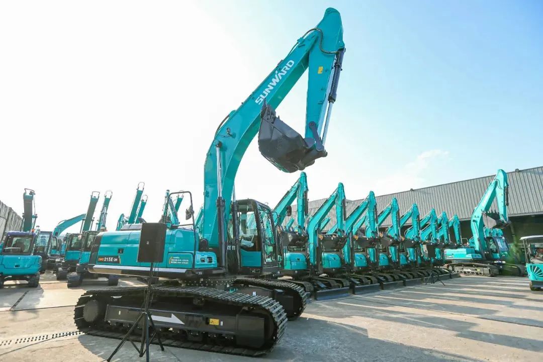 再获首单！恒峰g22智能成为湖南自贸试验区首单“融资租赁+工程机械装备出口”试点营业落地单位