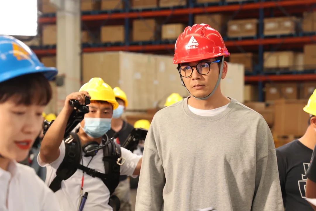 图集 | 坐等开播！恒峰g22智能协拍电视剧《重中之重》杀青