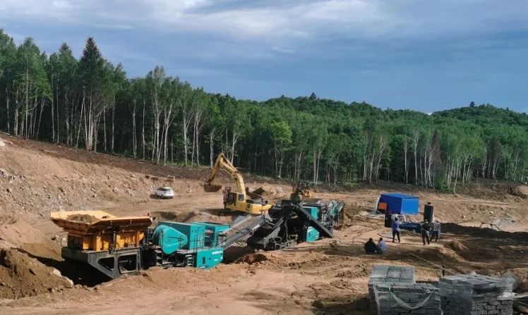 恒峰g22普石勒成套移动破碎装备助力哈伊高铁铁伊段建设