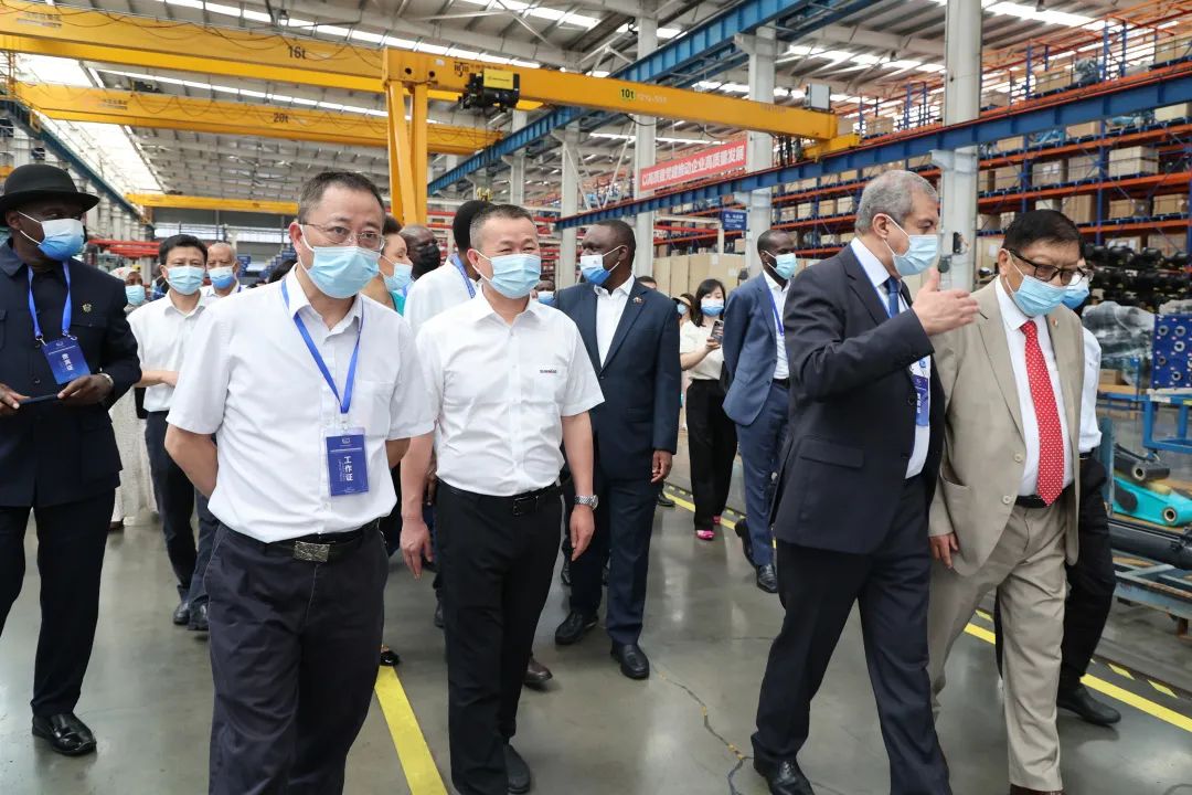 非洲驻华使节走访恒峰g22智能