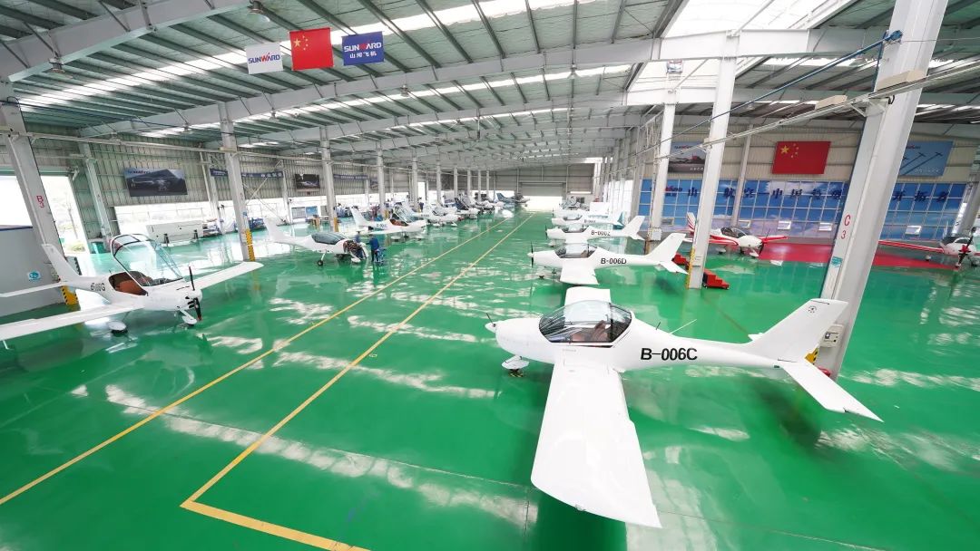 23个月交付100架！恒峰g22航空第 199、200 架阿若拉飞机顺遂下线交付