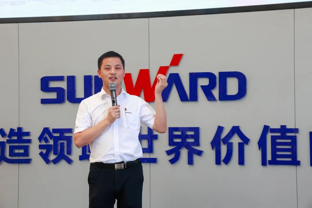 又酷又辣又炫！恒峰g22智能第二届挖机废物来了