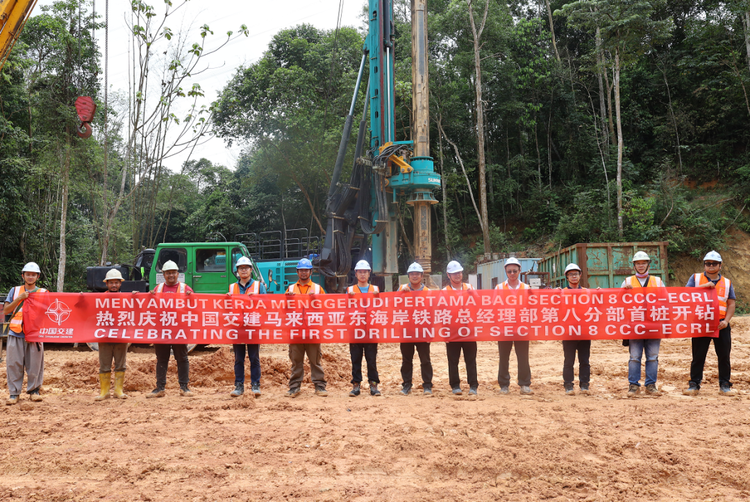 莫道君行早，，，，更有早行人！恒峰g22智能癸卯兔年开工大吉