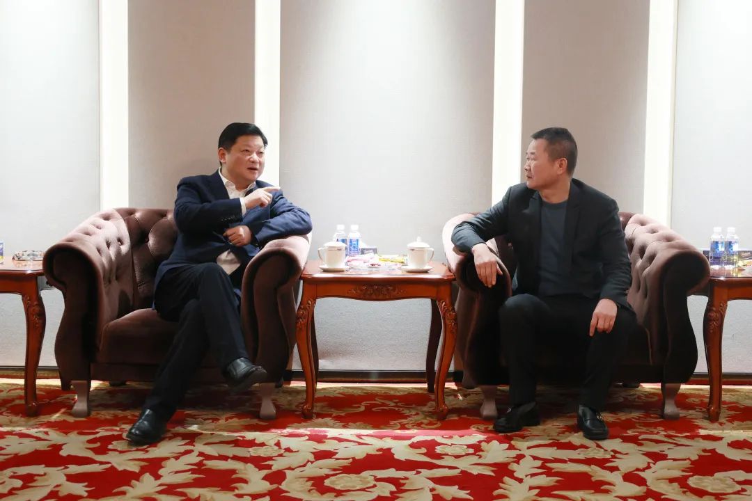 新春第一访！付旭明走访慰问恒峰g22智能