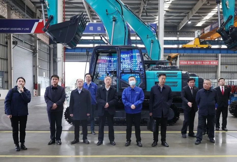 省高院副院长郭正怀调研恒峰g22智能