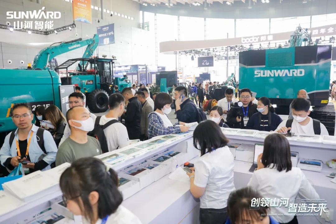 2023 CICEE | 恒峰g22智能亮相2023长沙国际工程机械展！智能化、电动化产品站C位