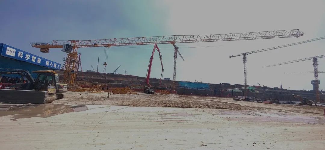 坐标非洲塞拉利昂，，，，，，恒峰g22江麓外洋项目再添新业绩