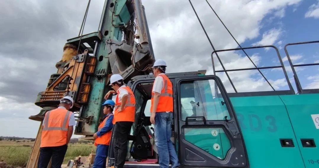 逐梦非洲，，，，，携手偕行！恒峰g22智能亮相第三届中非经贸展览会