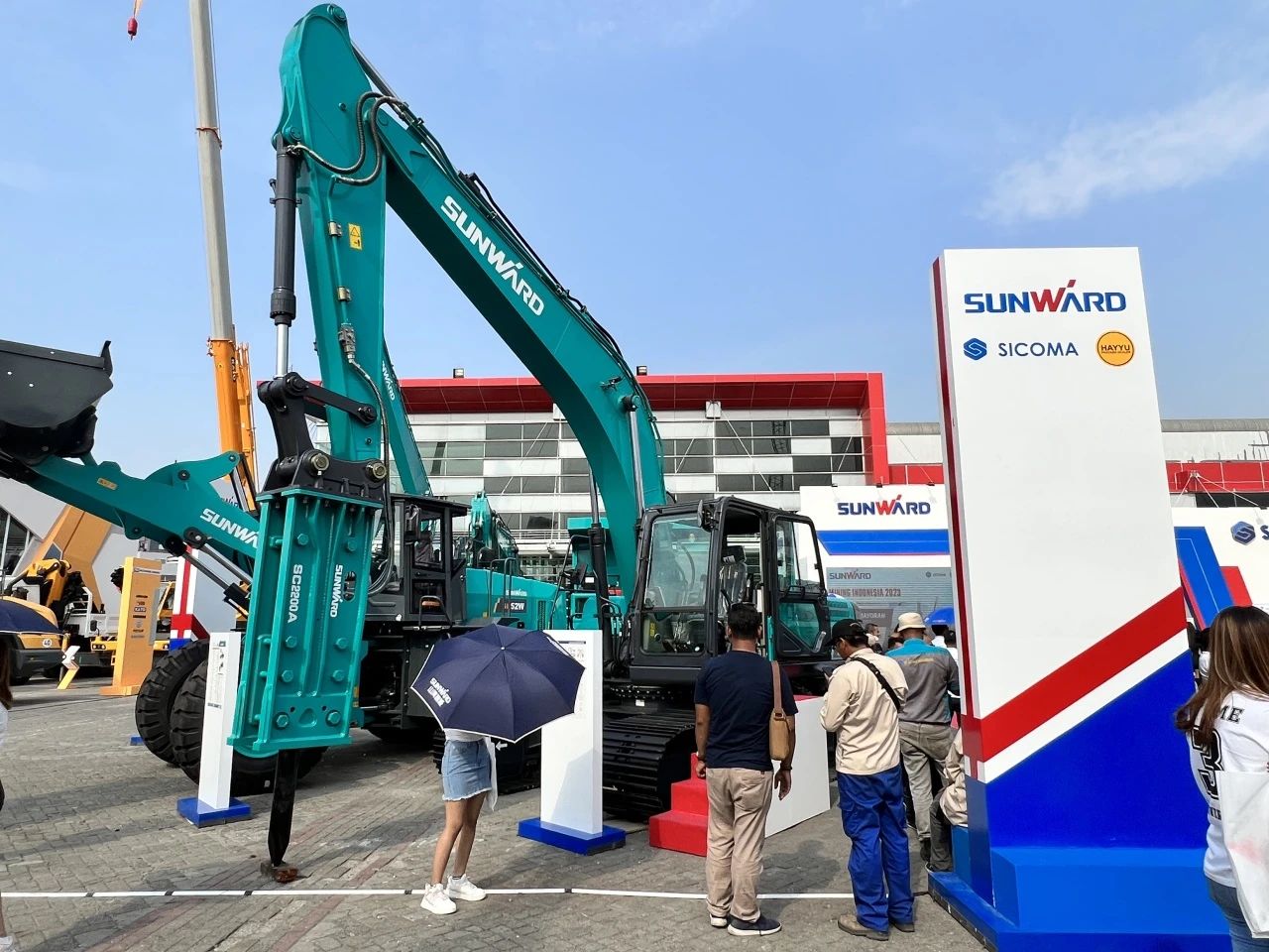 深耕细作，，，，，，逆势增添！恒峰g22智能艳服亮相印尼雅加达矿业展